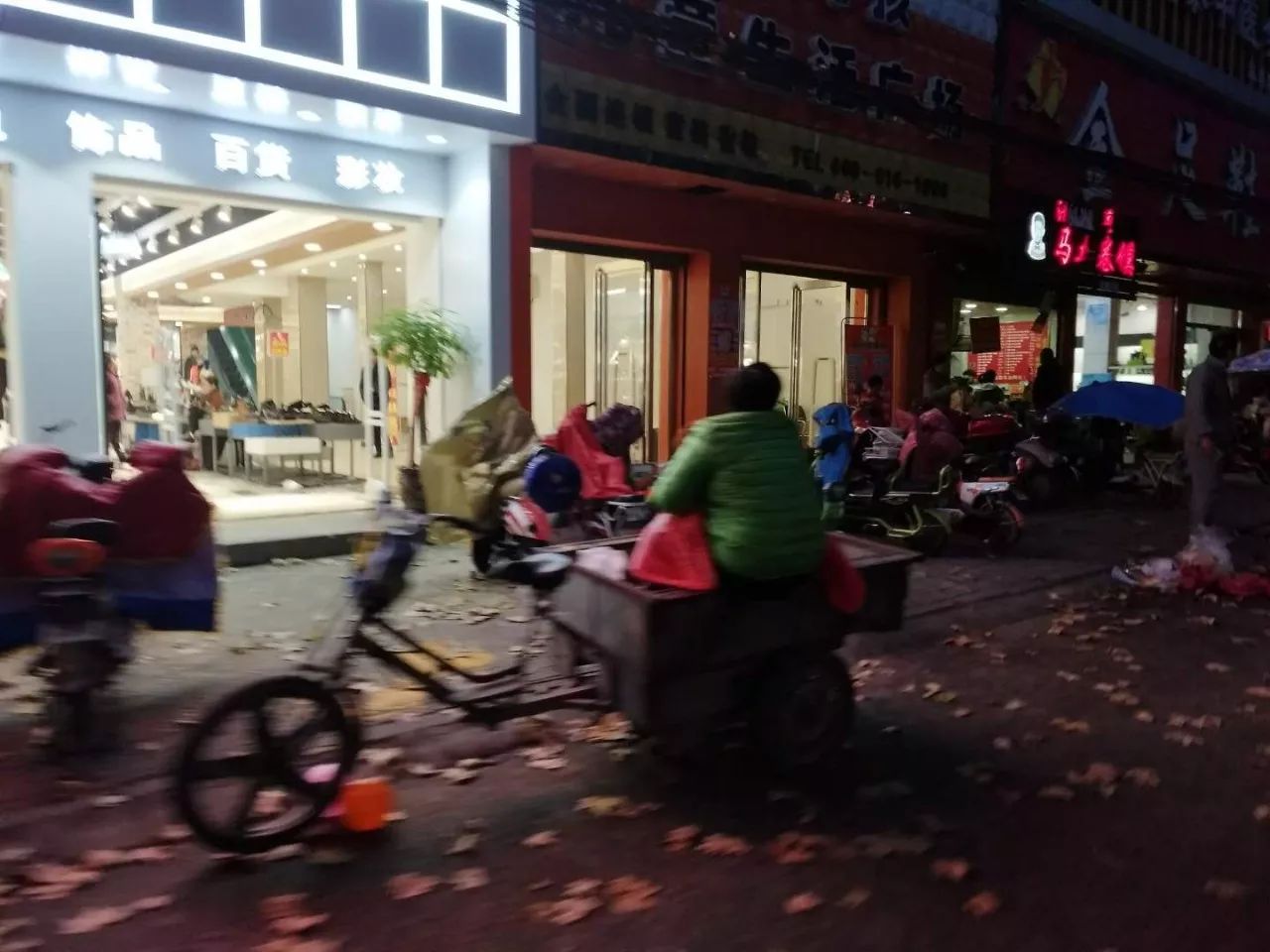 f700fb4d07720600a23d73d7c0dfba92.jpg